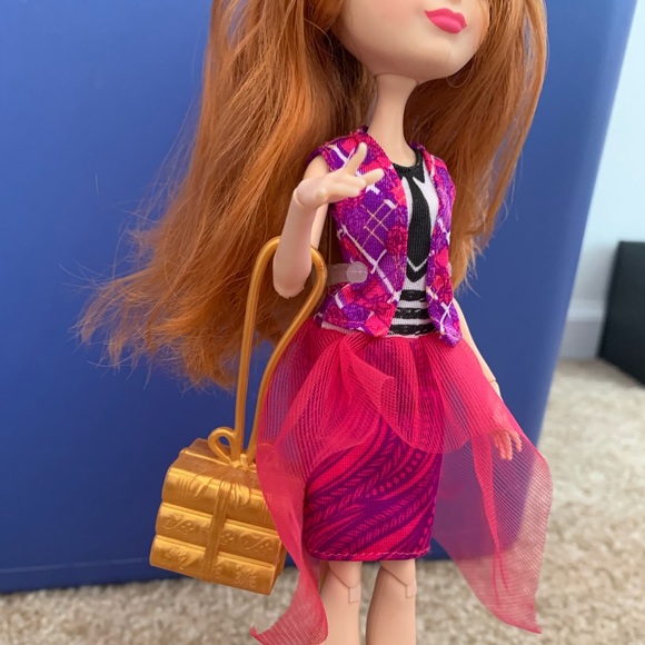 EVER AFTER HIGH HOLLY O’HAIR “BACK TO SCHOOL” DOLL ~ RARE - Picture 4 of 7